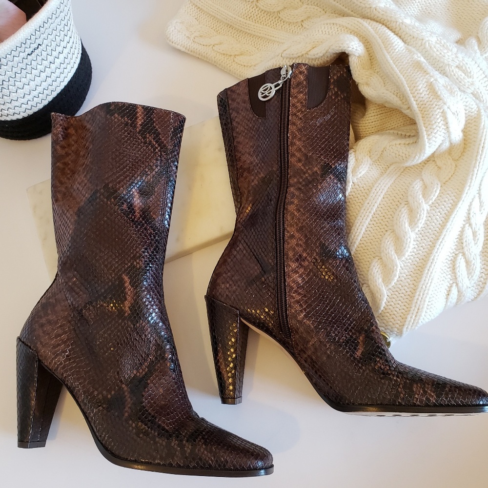 DONALD J PLINER | Black/Brown Snakeskin Boots Sz 7